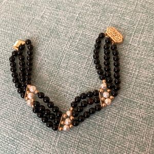 Pearl and black onyx bracelet